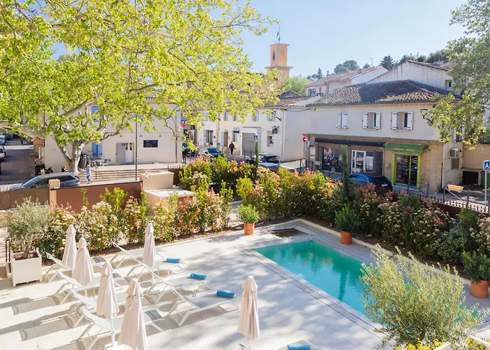 Hotel Et Restaurant La Bastide Bourrelly - Mathias Dandine
