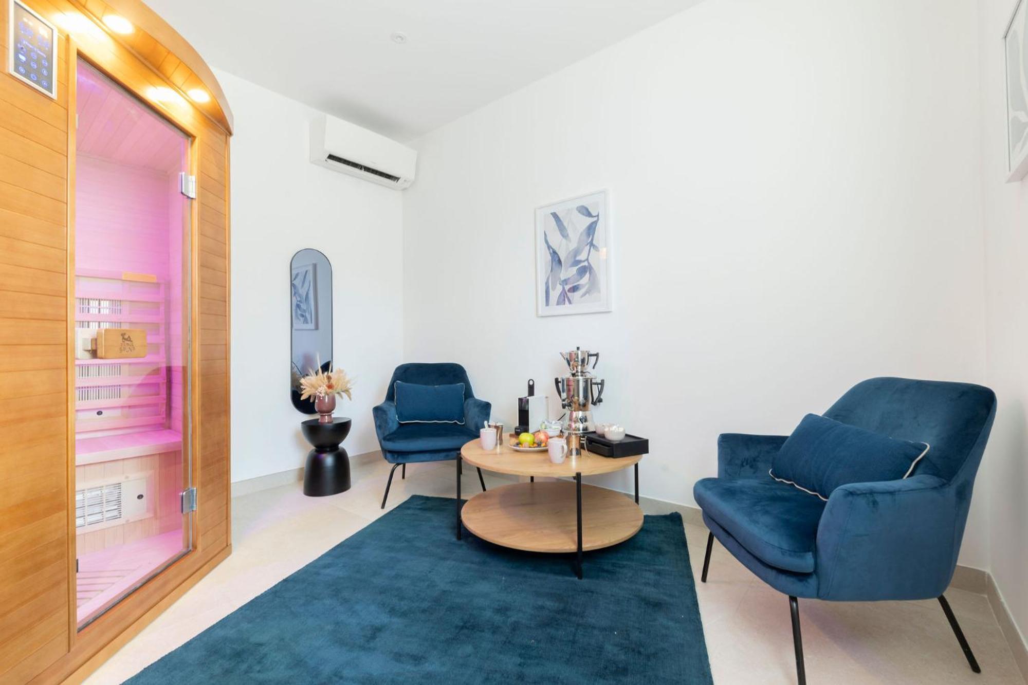 Hotel Et Restaurant La Bastide Bourrelly - Mathias Dandine 5*