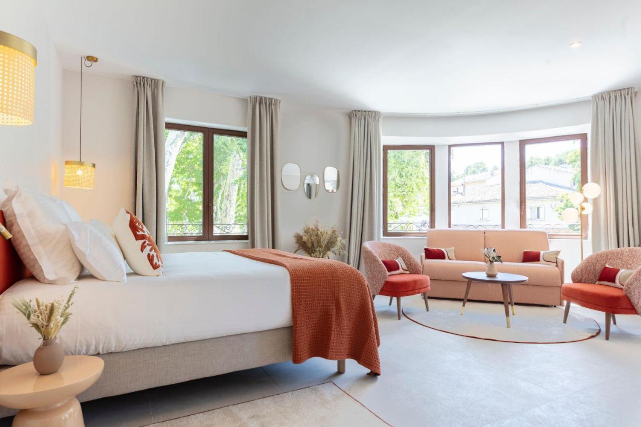 Hotel Et Restaurant La Bastide Bourrelly - Mathias Dandine 5*