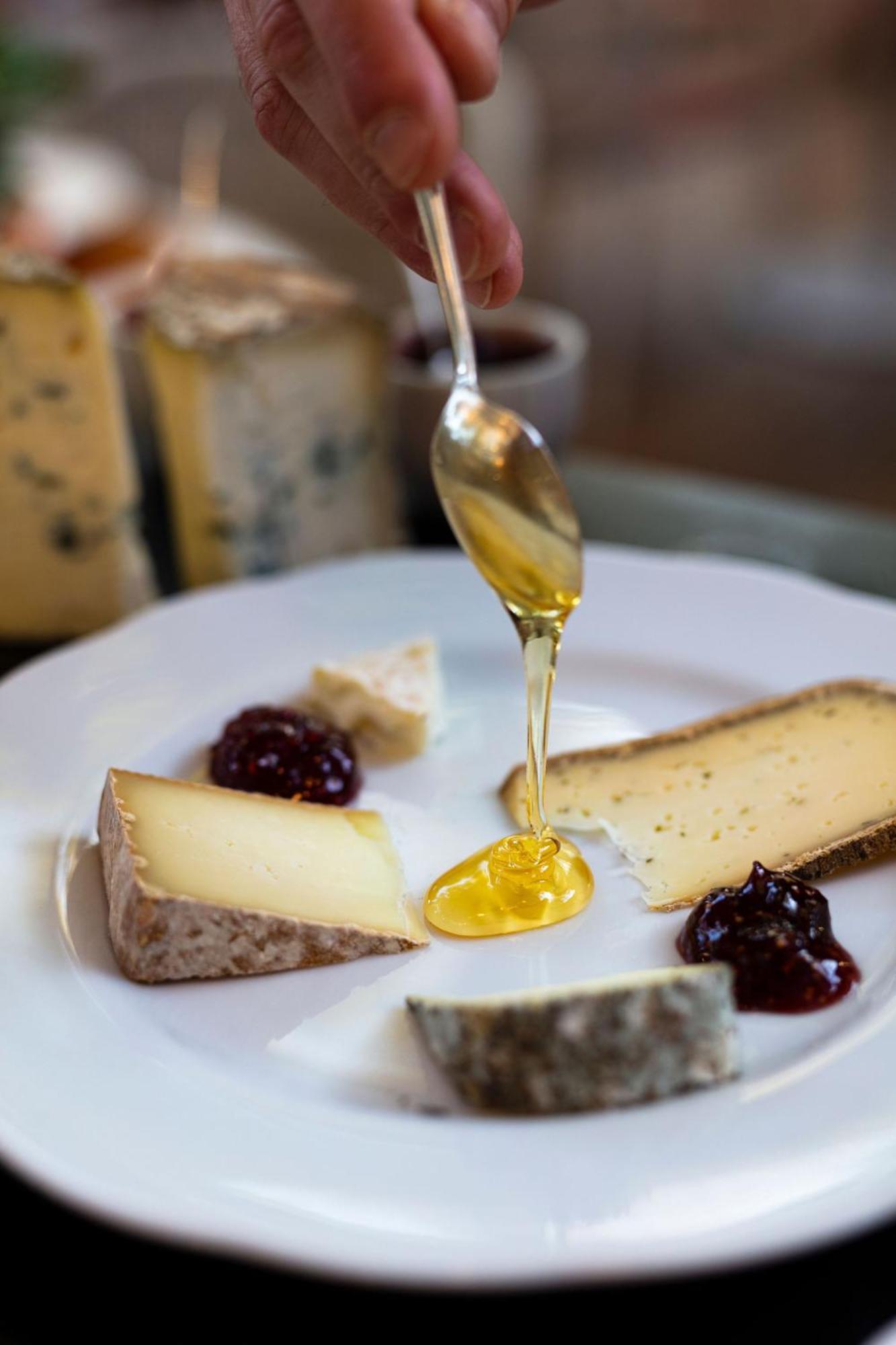 Et Restaurant La Bastide Bourrelly - Mathias Dandine 5*